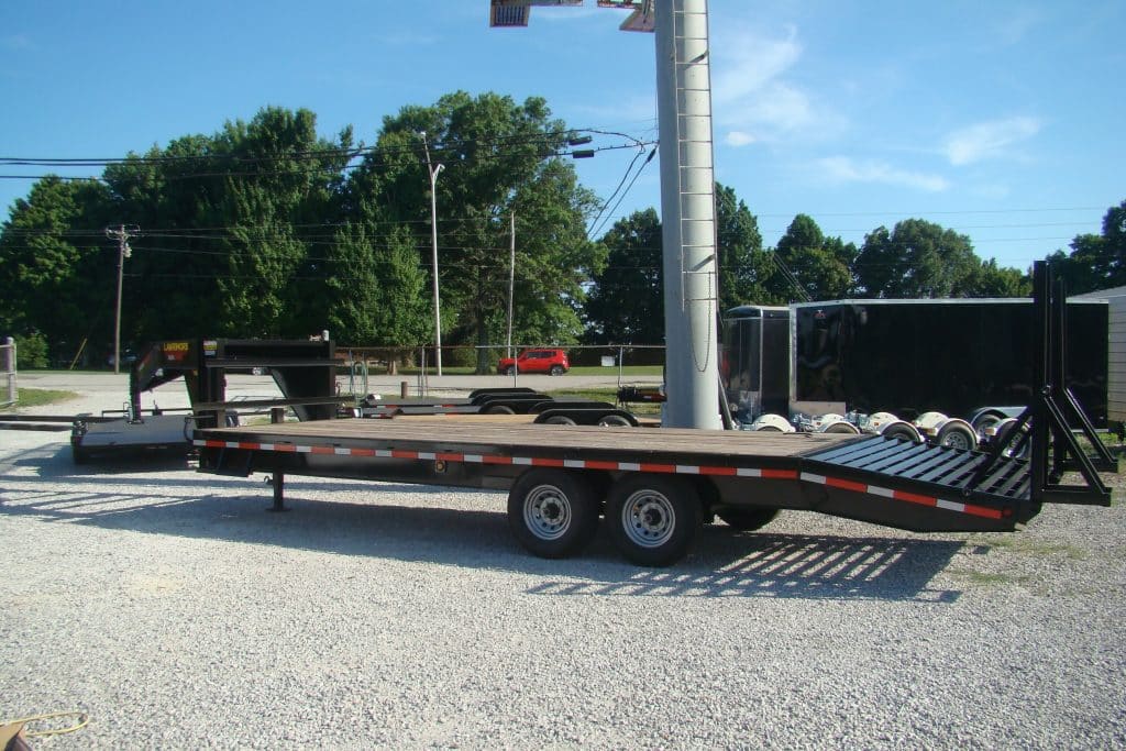 what is a goosneck trailer used for